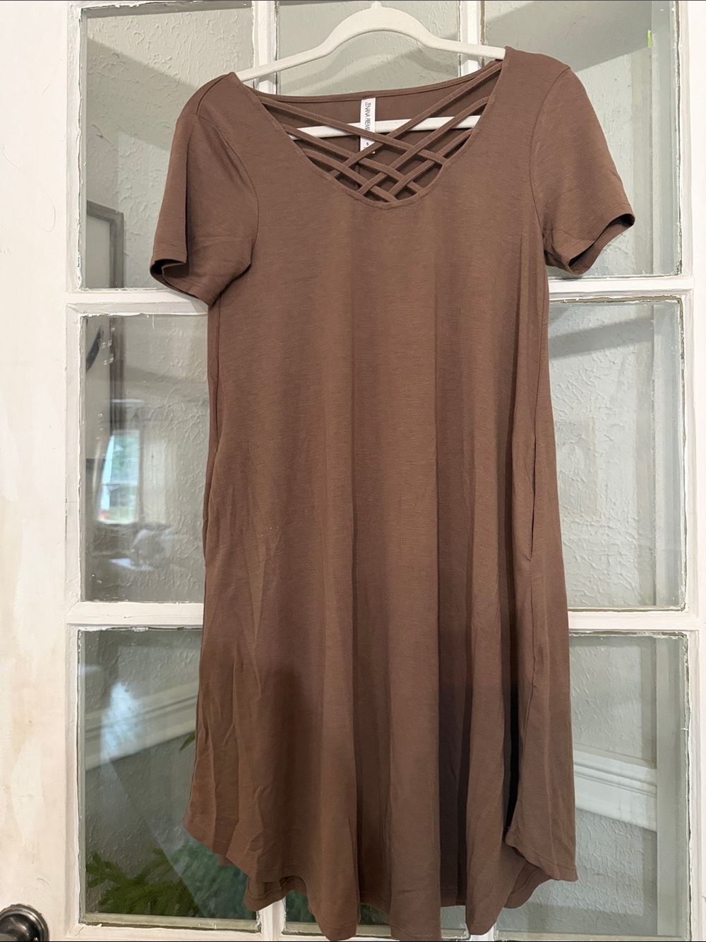 Zenana chocolate dress with detail